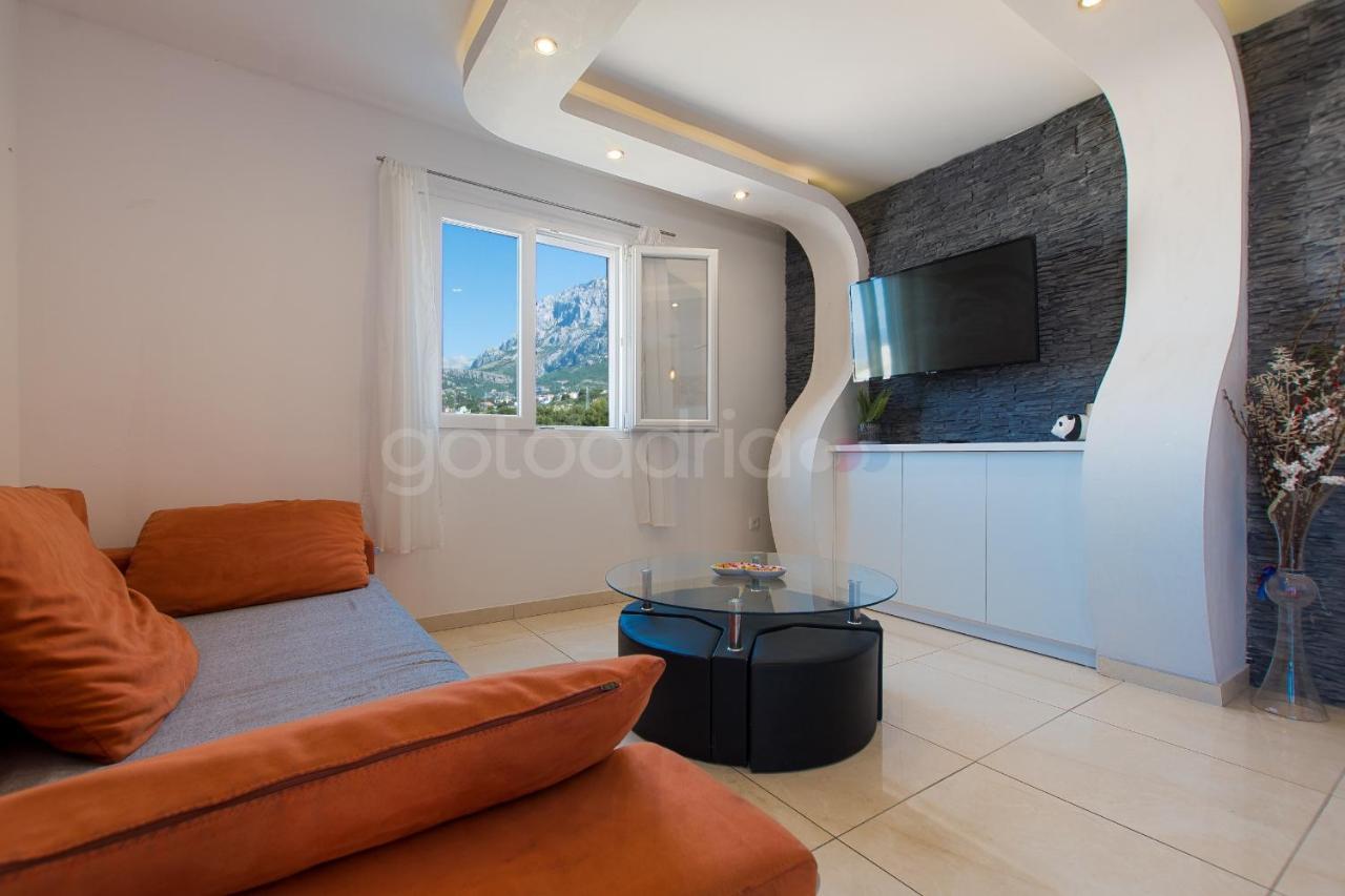 Apartment Vesna With Balcony & Free Parking Makarska Exterior photo